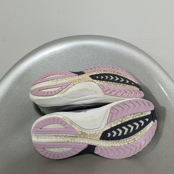 Saucony Tempus Women's running shoes size 8US - Picture 5 of 9